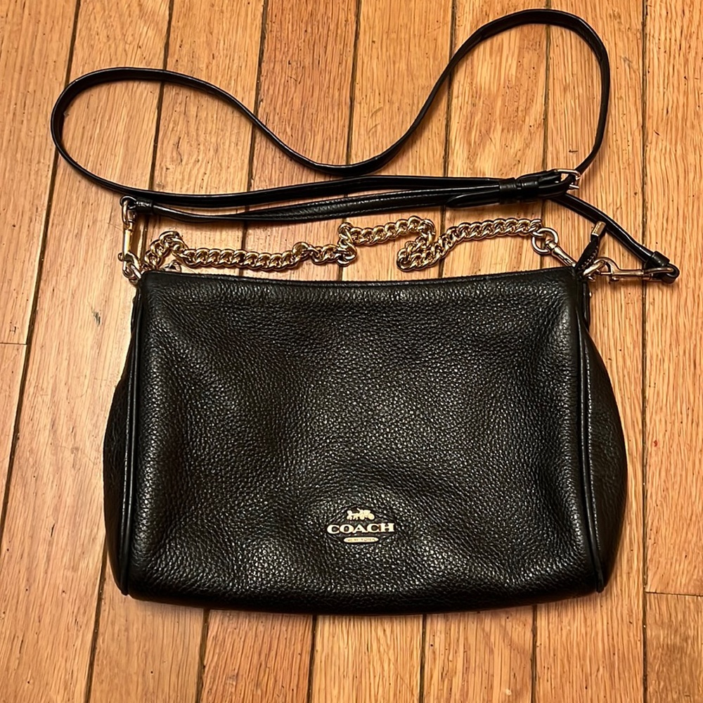 Coach Carrie black pebbles leather crossbody bag